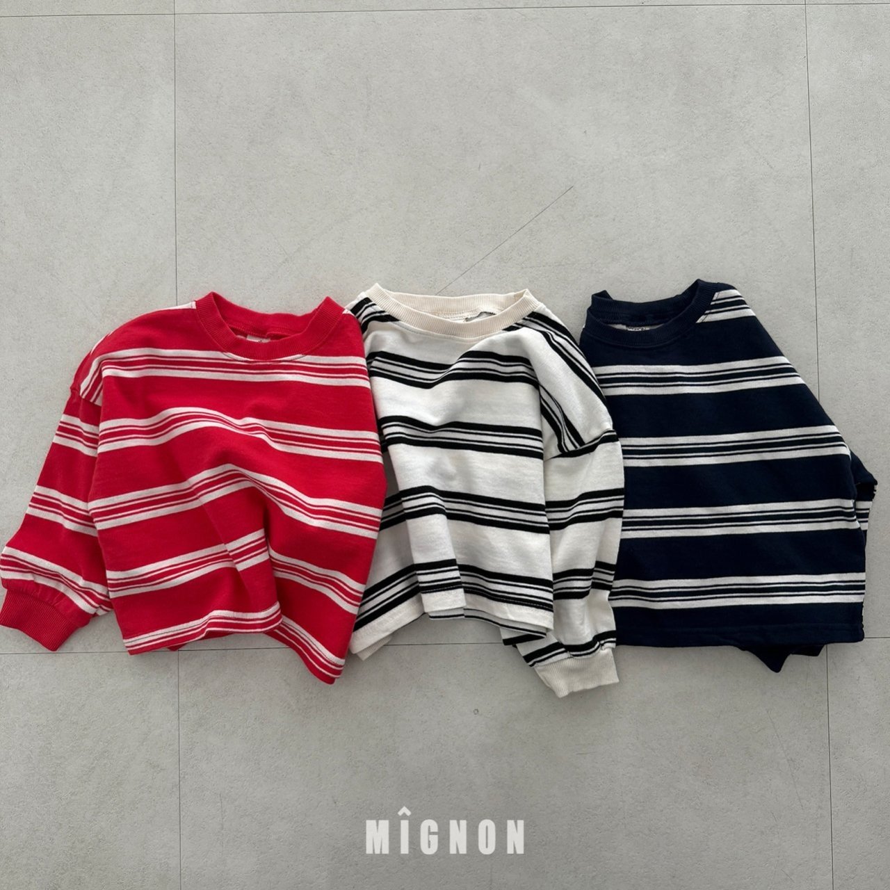 미뇽-피크닉TEE