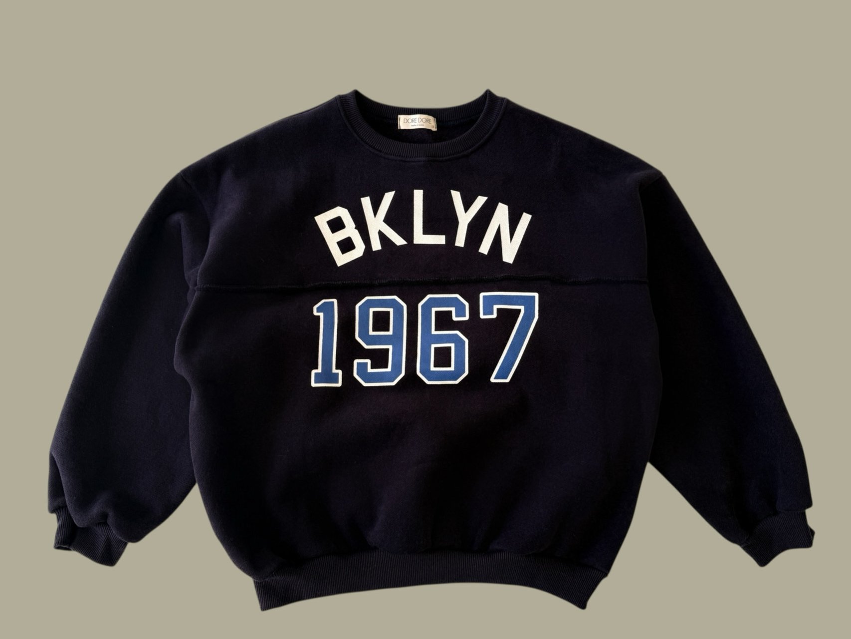 도레도레-BK절개기모맨투맨