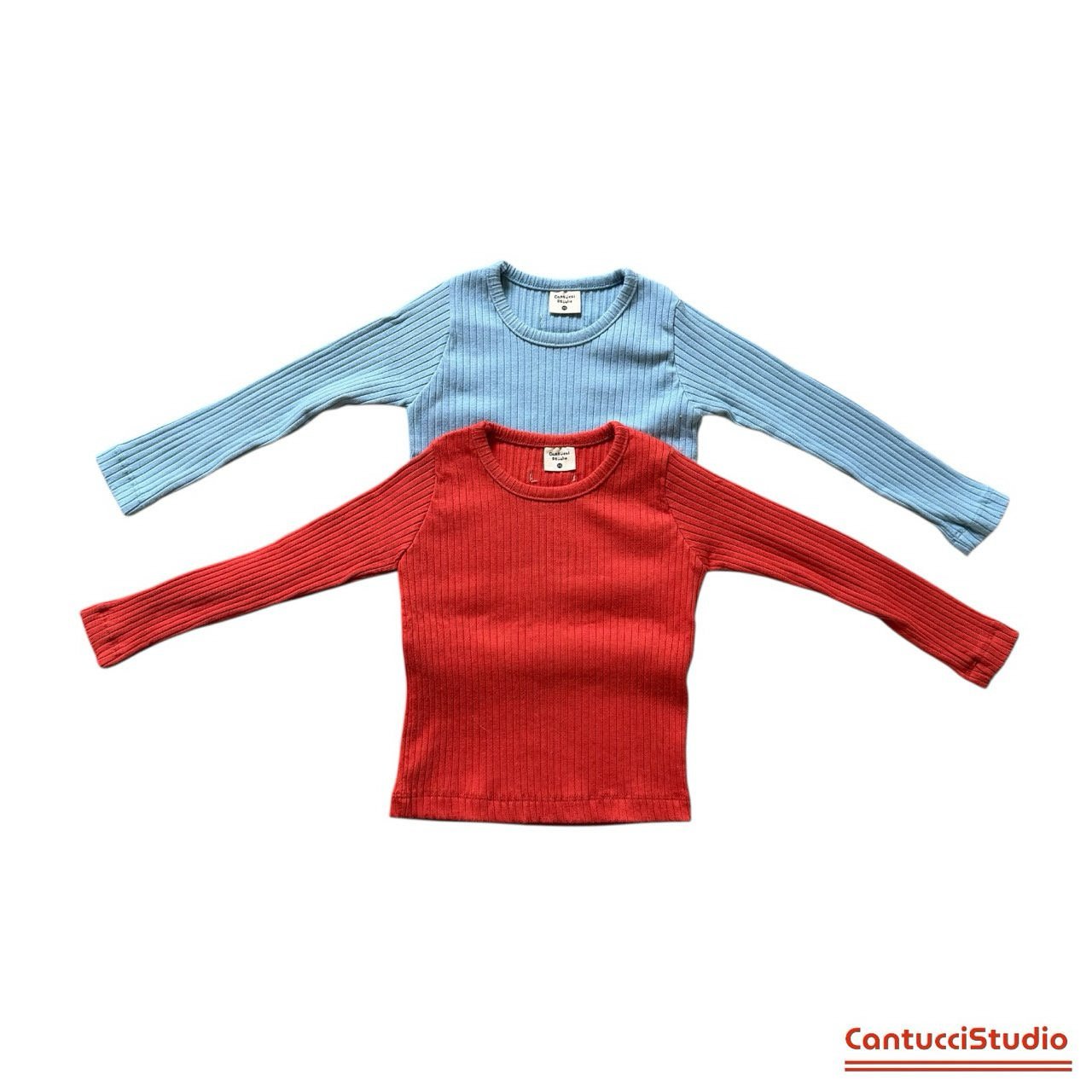 칸투치스튜디오-주디골지쭉T