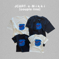 미끼-불독반팔티