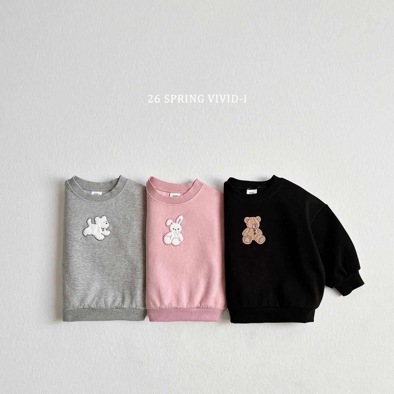 비비드아이-미니자수인형맨투맨