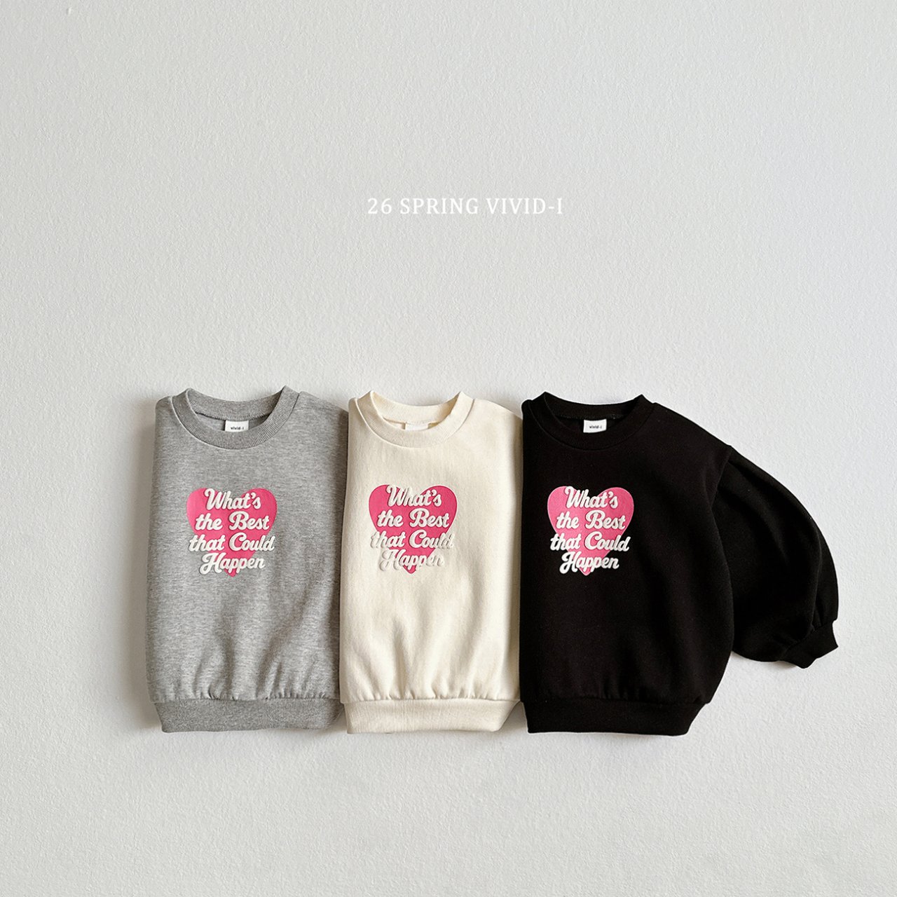 비비드아이-입체하트퍼프맨투맨