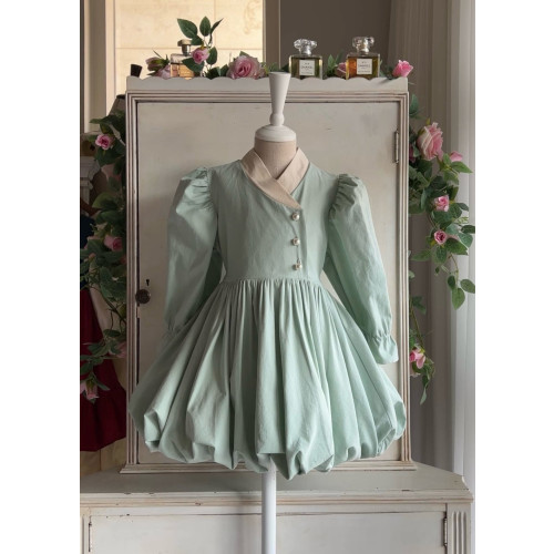 유제니캔디스-설민