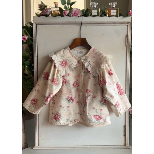 유제니캔디스-로자